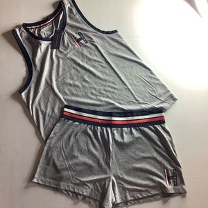Tommy shirt with shorts For girls